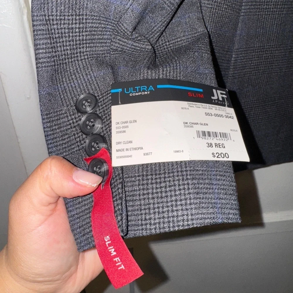 J Ferrar Blazer Sz 38 Regular NWT